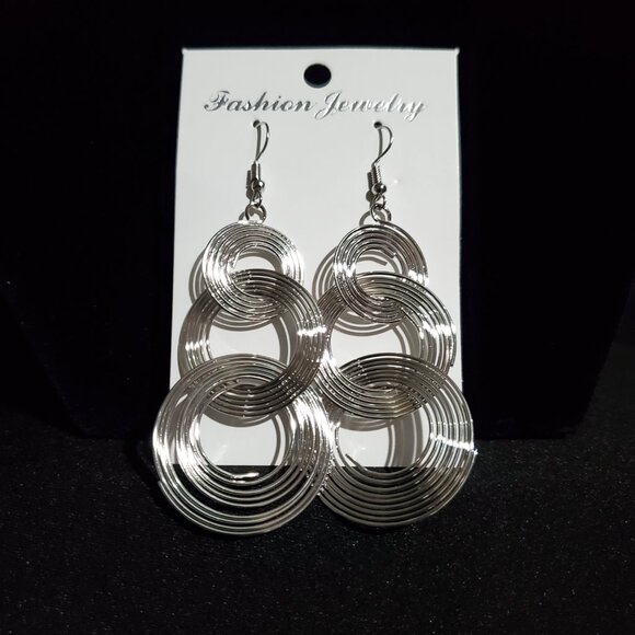 None Jewelry - NWT - Exaggerated Silver Circle Earrings